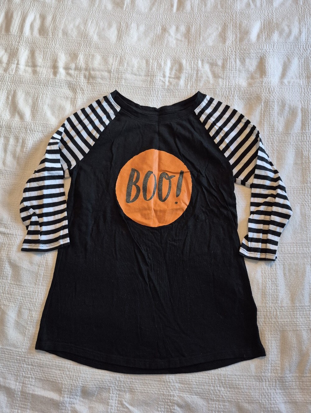 Cat & Jack girls Large 10/12, 3/4 sleeve Boo design Halloween shirt EUC
